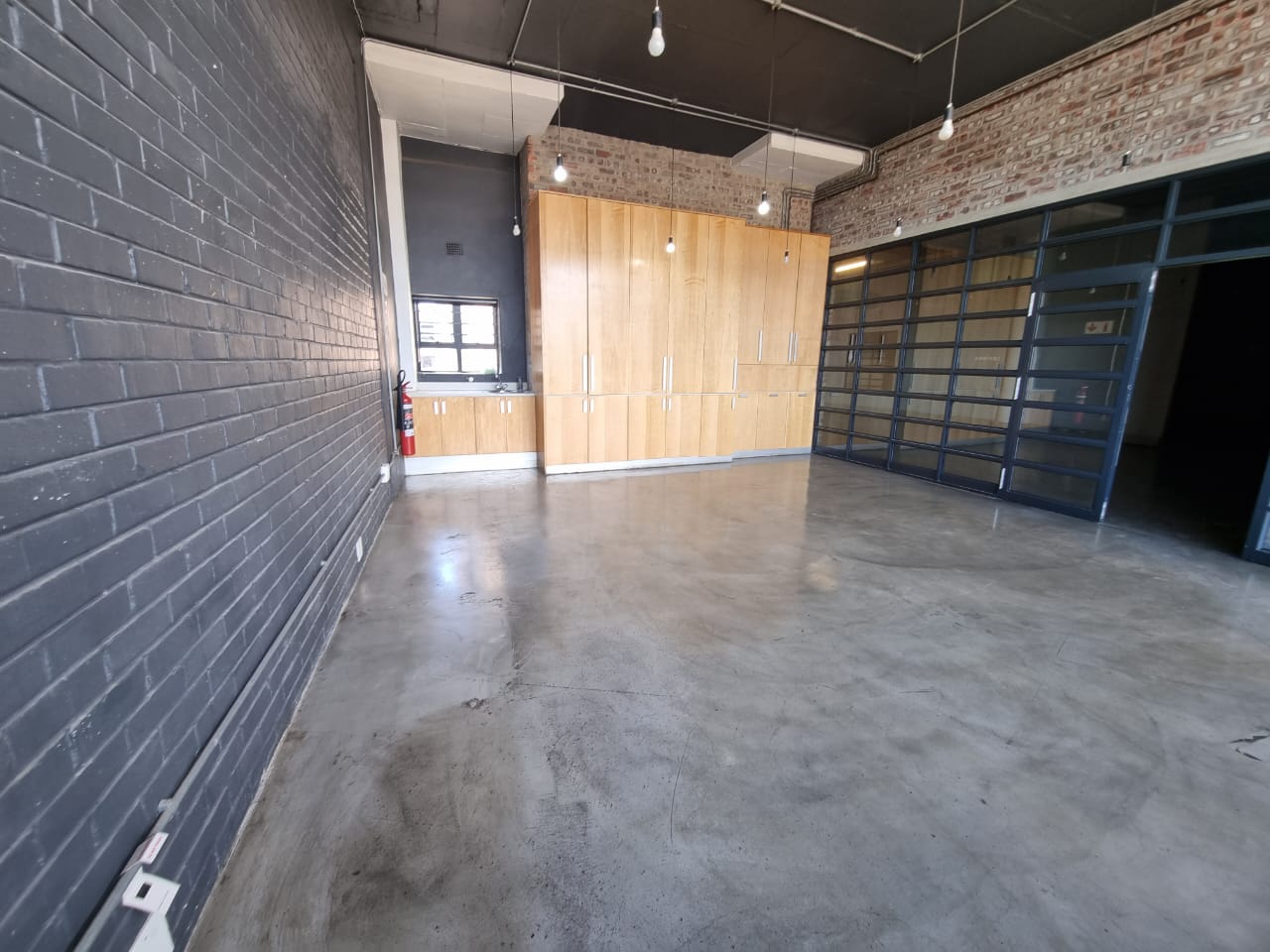 To Let commercial Property for Rent in Salt River Western Cape